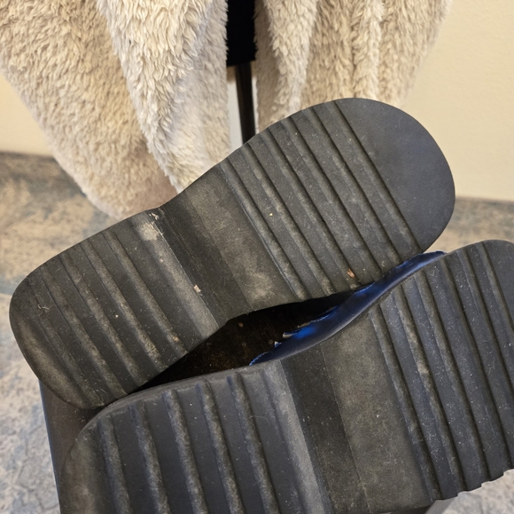 Vintage Harley Davidson Summer Sandles - Picture 5 of 8